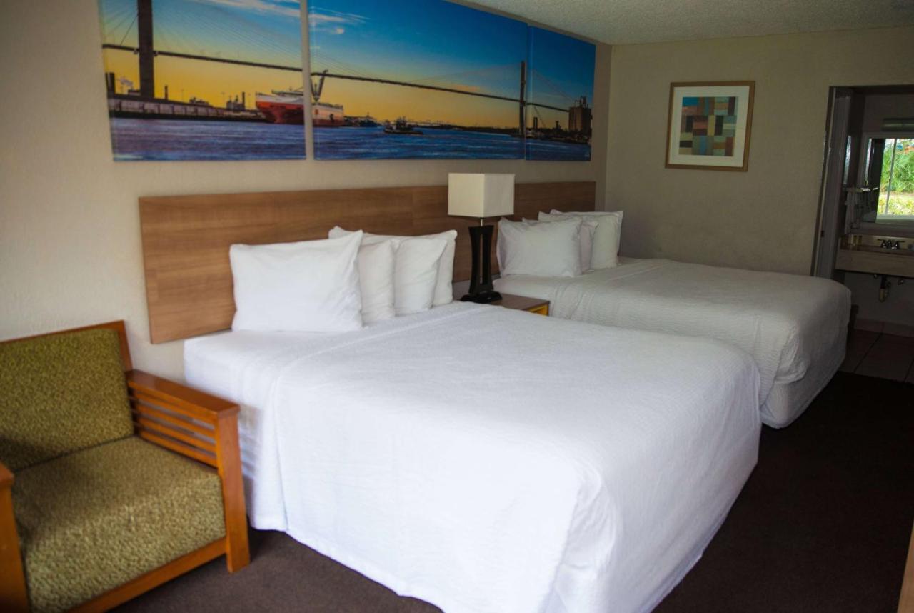 Days Inn By Wyndham Cocoa Cruiseport West At I-95/524 Exteriör bild